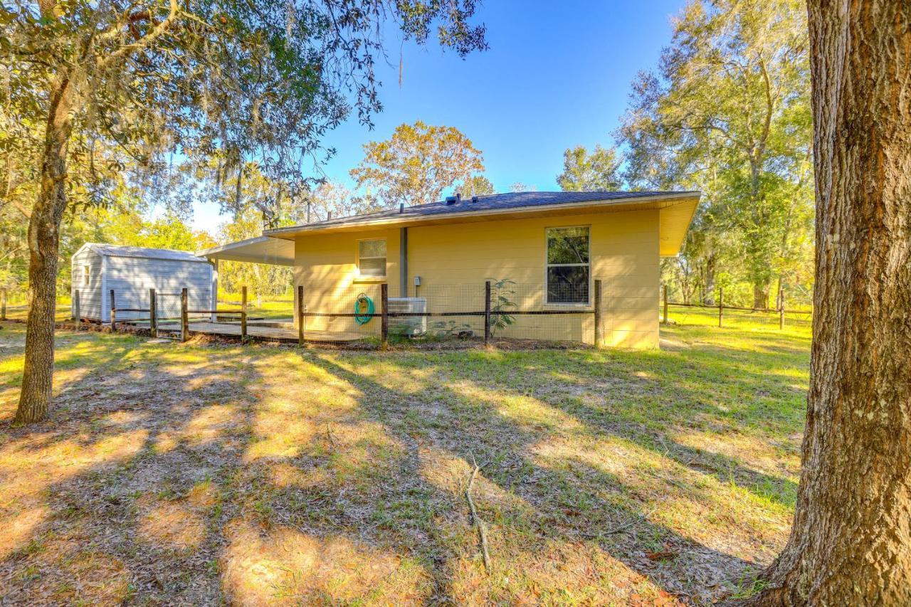 Williston Home With Yard 6 Mi To Devils Den Spring ภายนอก รูปภาพ